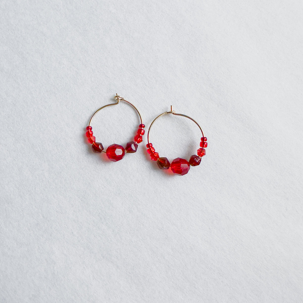 Eyrnalokkar frá Hring eftir hring