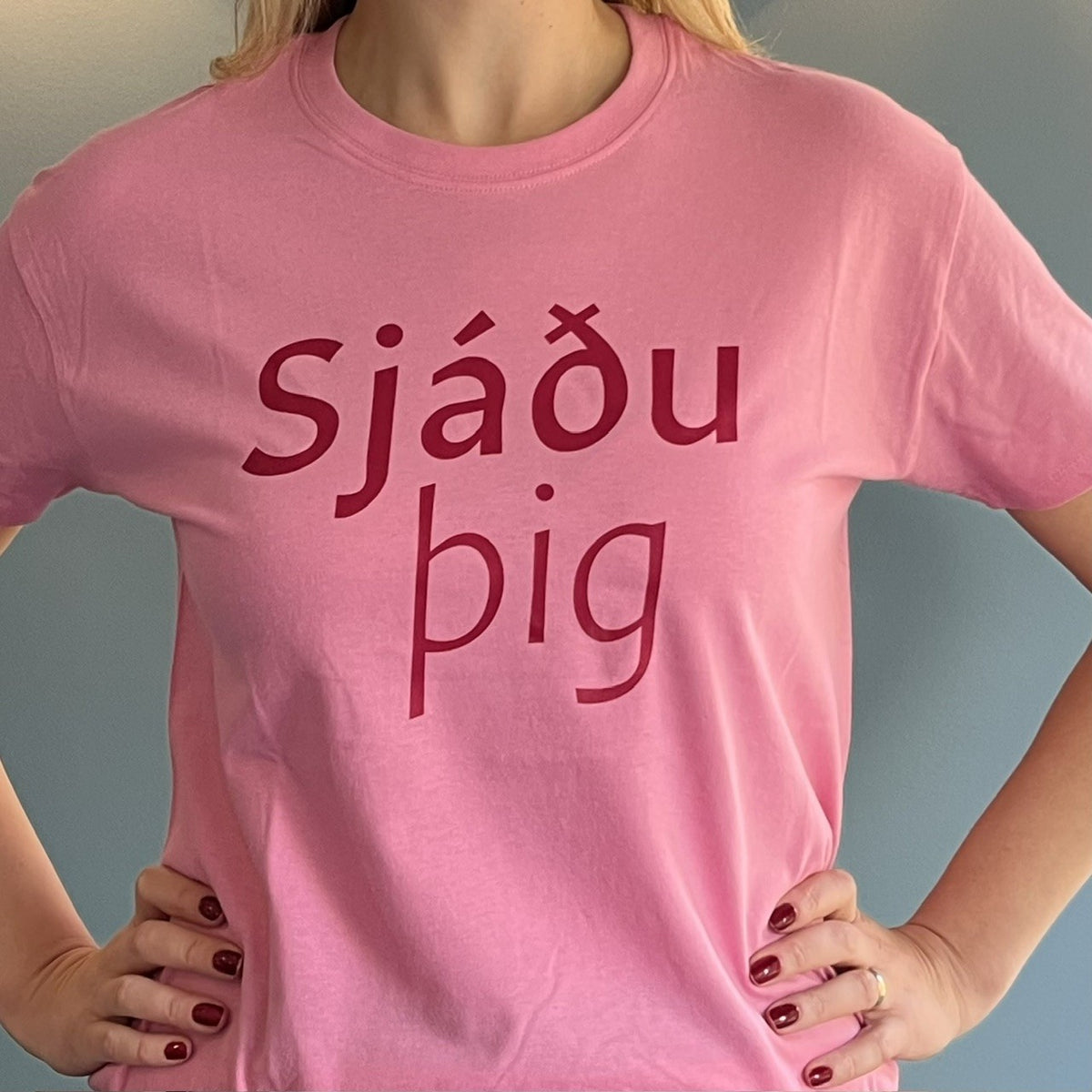 Bleikur stuttermabolur - Sjáðu þig