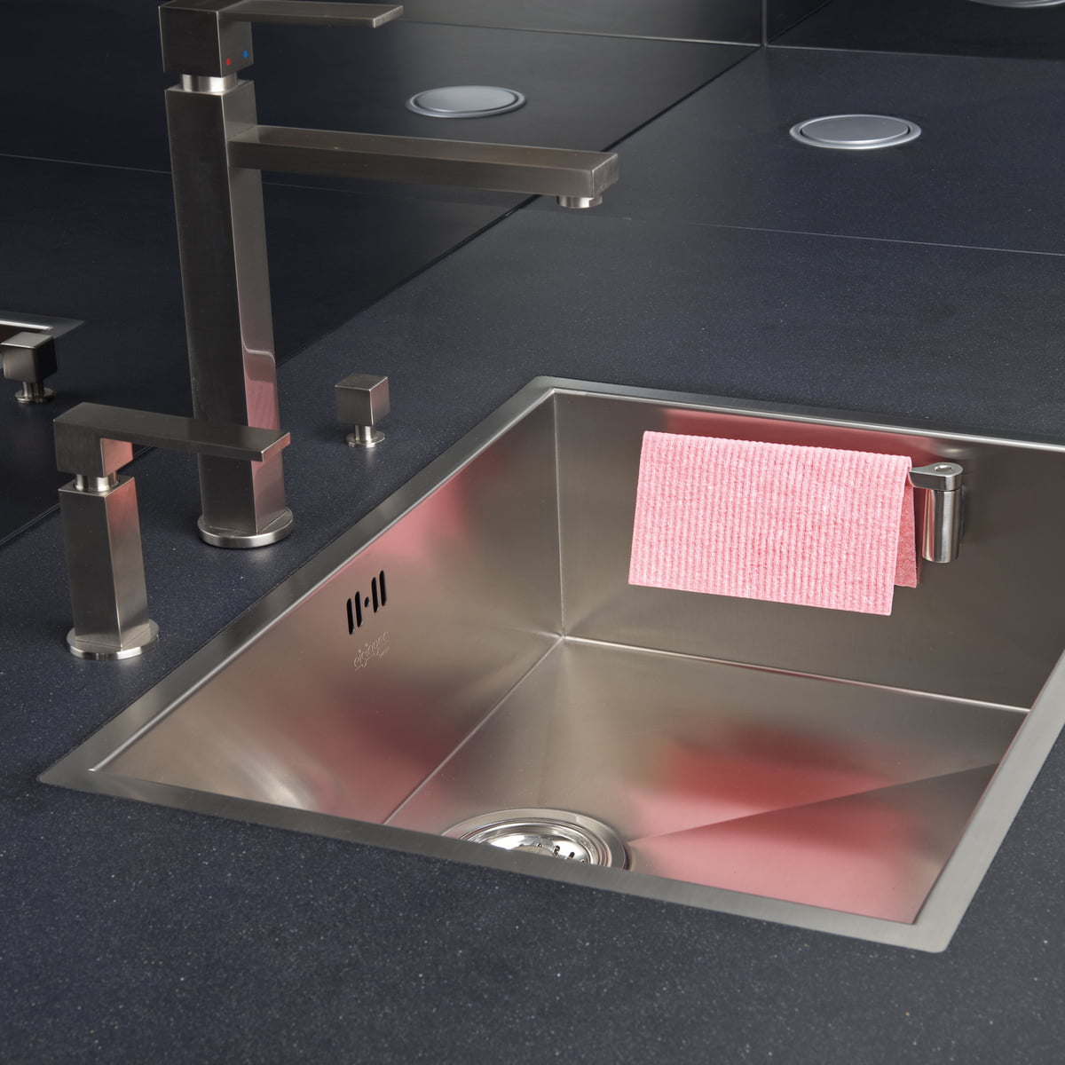 Tuskusláin - Magisso